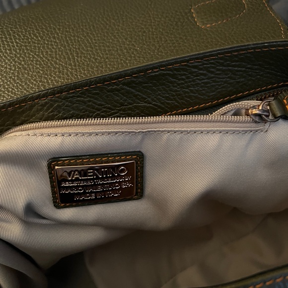 COPY - MARIO VALENTINO HANDBAG 👜 💯 AUTHENTIC - Picture 11 of 14